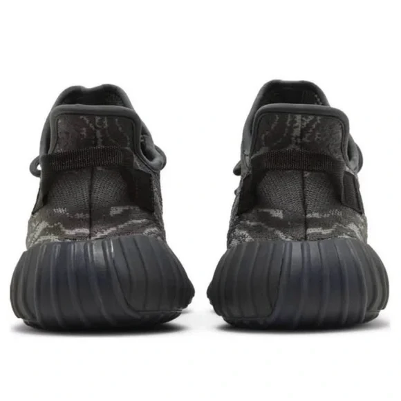 Authentic Yeezy Boost 350 V2 'MX Dark Salt' men’s size 10.5-women’ssize 6